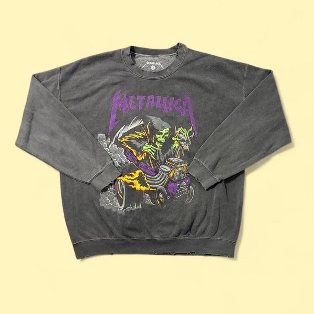 Metallica crewneck sweatshirt with graphic